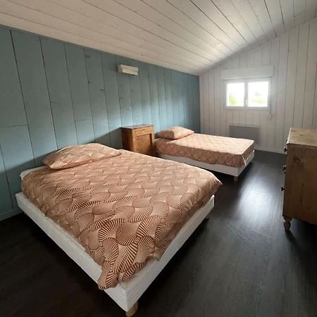 Villa Avec Piscine Proche Du Lac 라테스트드뷔크 외부 사진